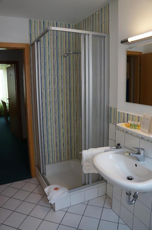 Gasthof zur Post Neunkirchen Zimmer foto